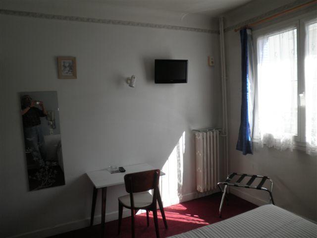 Central Hotel Saint-Priest  Exterior foto